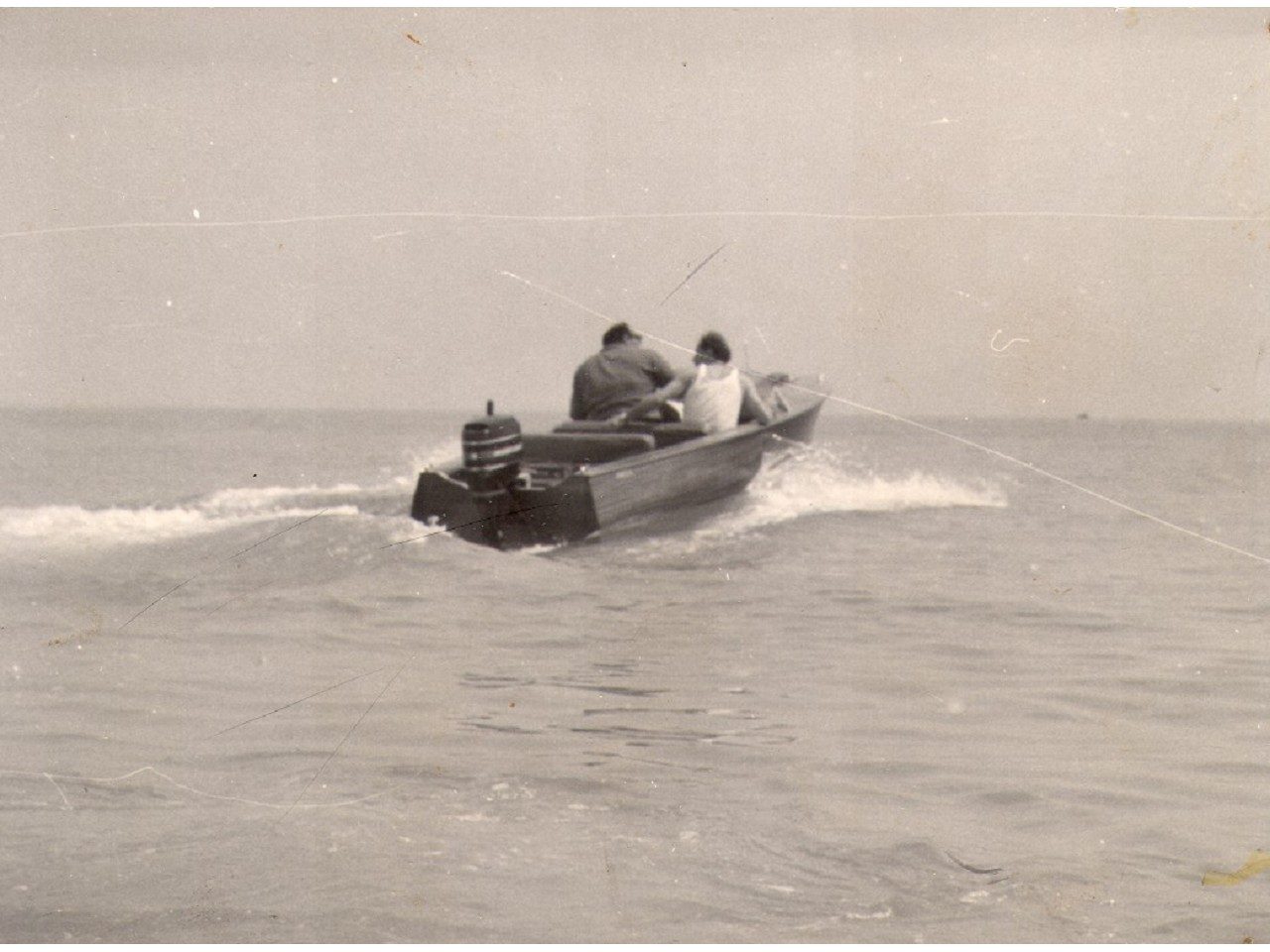Il motoscafo da 40 HP completato