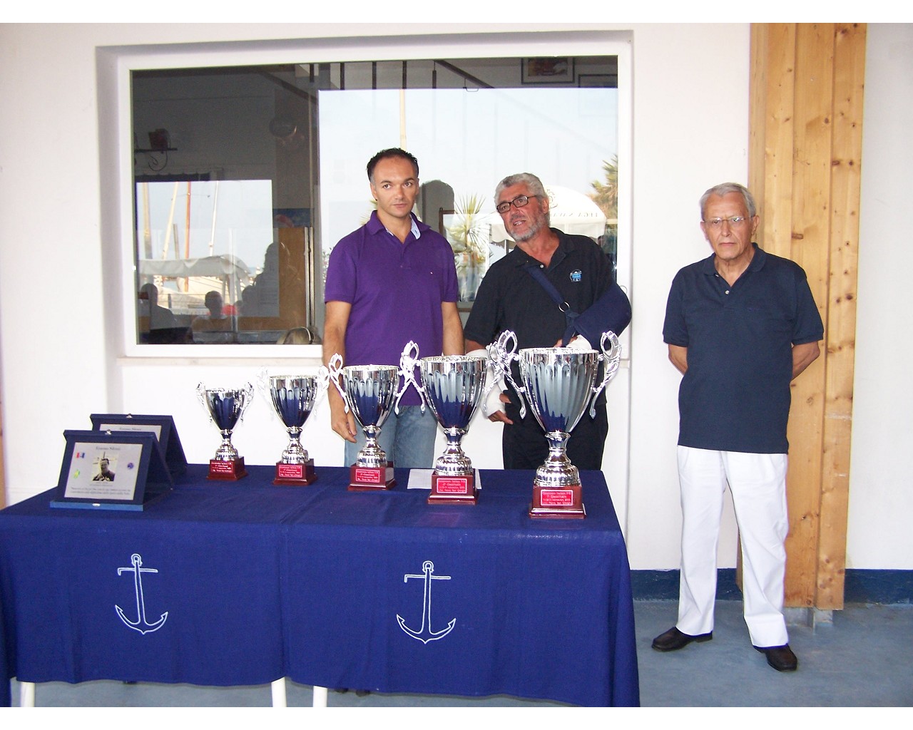 Il banco dei premi del Campionato Italiano FD 2009 tenuto presso la LNI di Porto S.Giorgio.